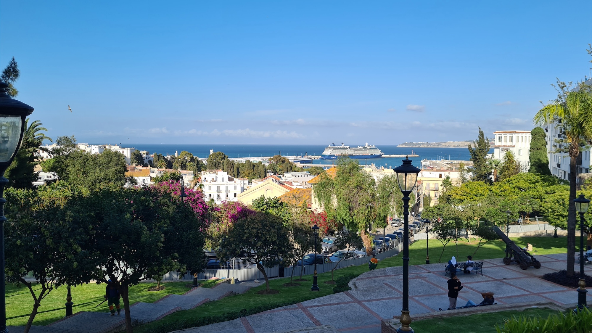 Blick auf das moderne Tanger